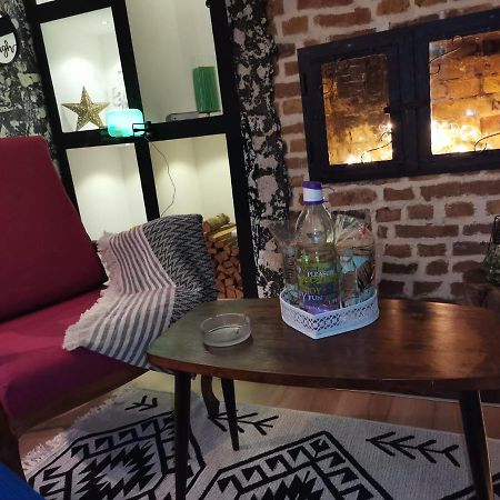 Studio Apartman Black & White Centar Sarajevo Free Parking Екстер'єр фото