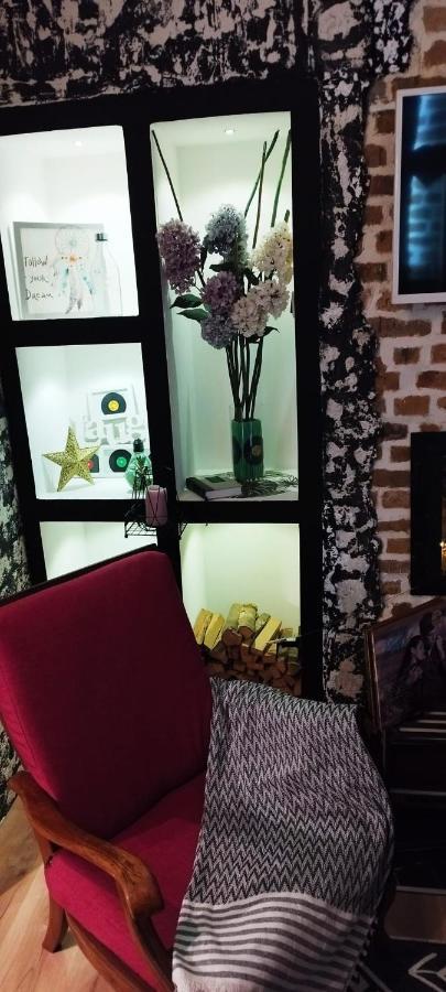 Studio Apartman Black & White Centar Sarajevo Free Parking Екстер'єр фото